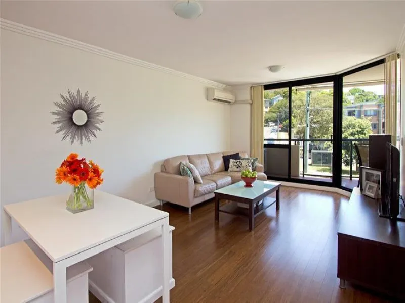 Stunning and large 2 bedroom apartment located in sought-after Nautilus Pacific Apartments.