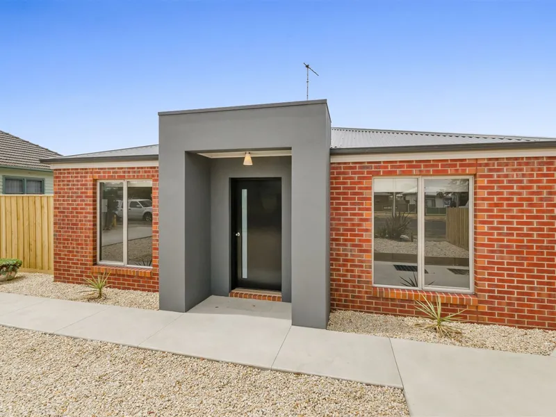 Quality 3 bedroom townhouse!