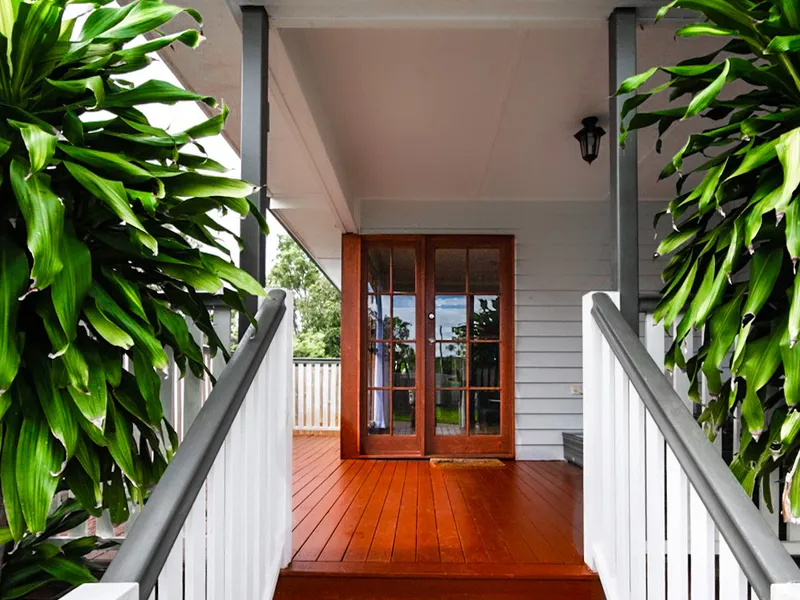 Charm and Space Unleashed: 5BR Home Only Minutes from Ipswich CBD in Flood Free Location.