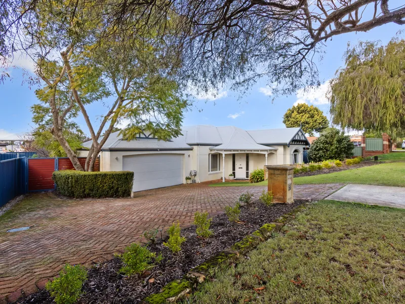 Stunning Family Oasis - Large single level Home