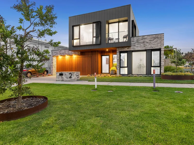 CONTEMPORARY ELEGANCE!!