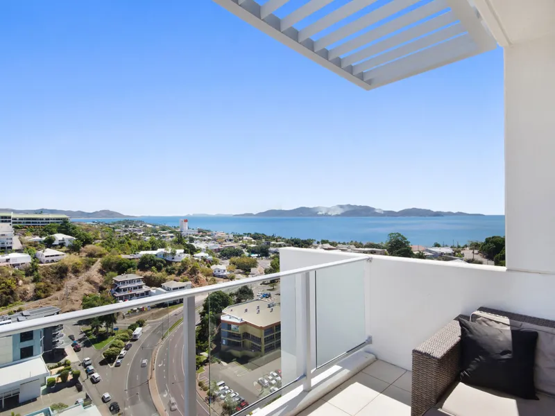 Spacious Furnished Apartment in ideal Location!