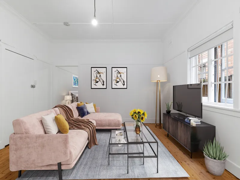 One Bedroom Plus Sunroom Moments to Bondi Beach