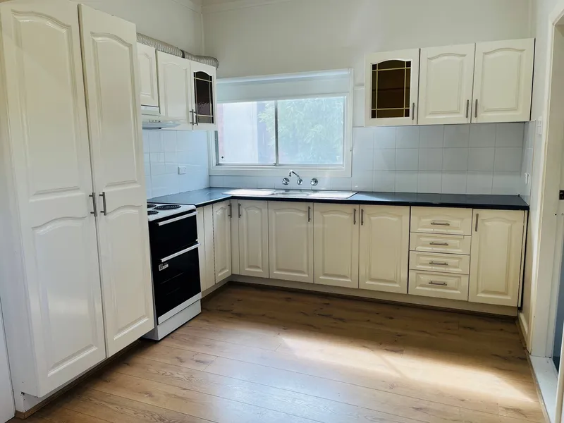 INSPECT: Monday 26th August, 2:00pm to 2:15pm