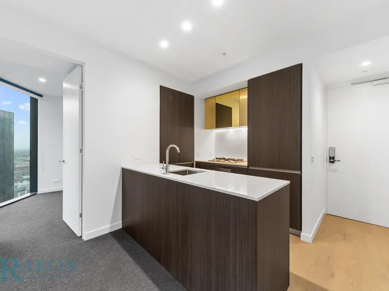 FURNISHED ONE BEDROOM ACROSS FROM MELBOURNE CENTRAL STATION!