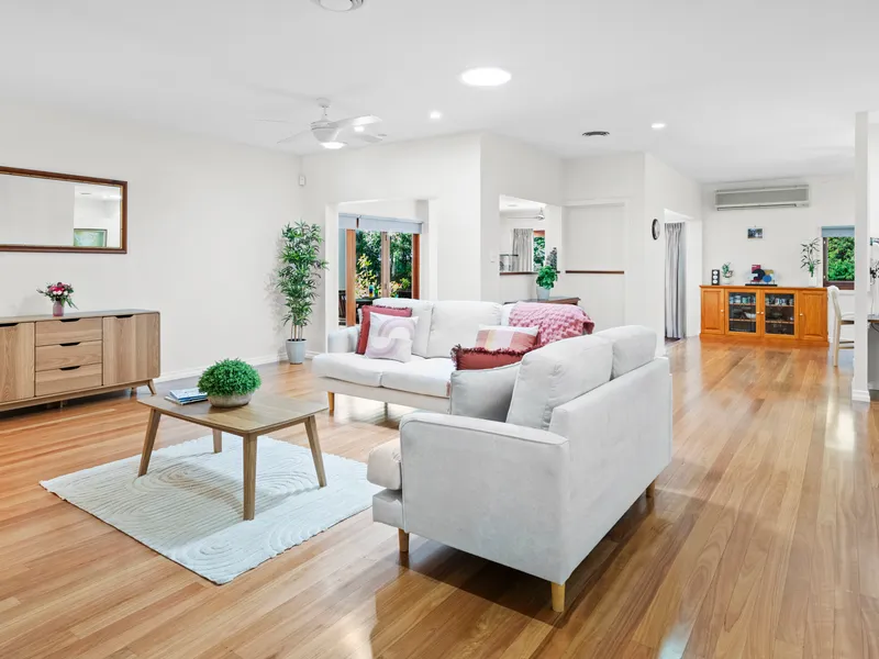 Bright, Light & Very Private