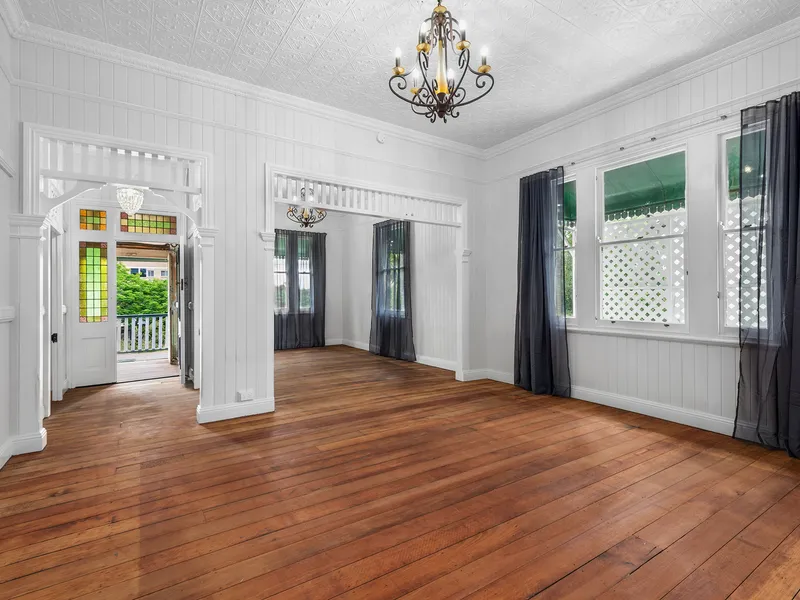 Newly Renovated Queenslander Boasting Original Character