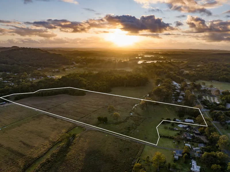 Rare 36-Acre Property in Glenview – Endless Potential Awaits