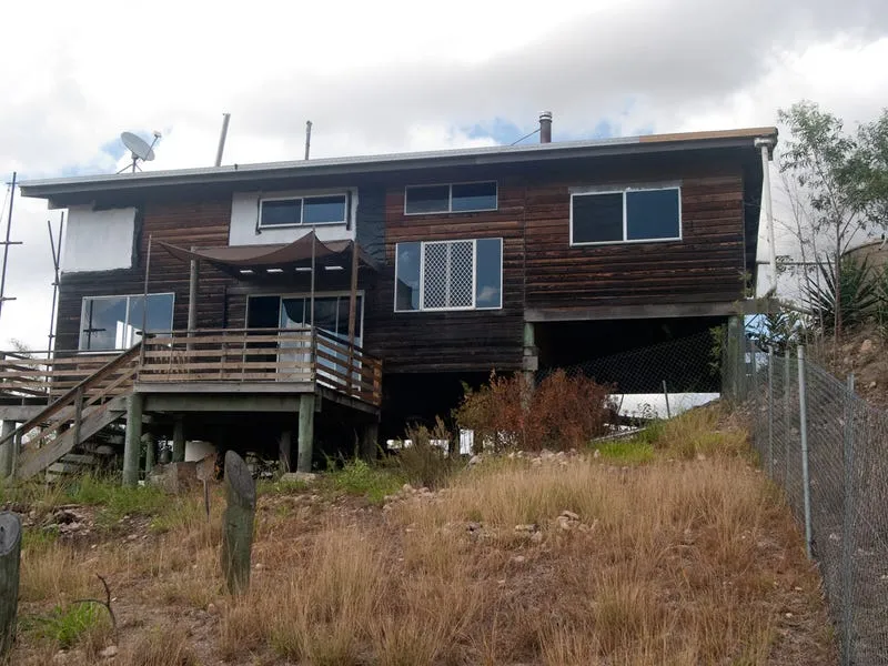 OFF GRID- POLE HOUSE--- make an offer