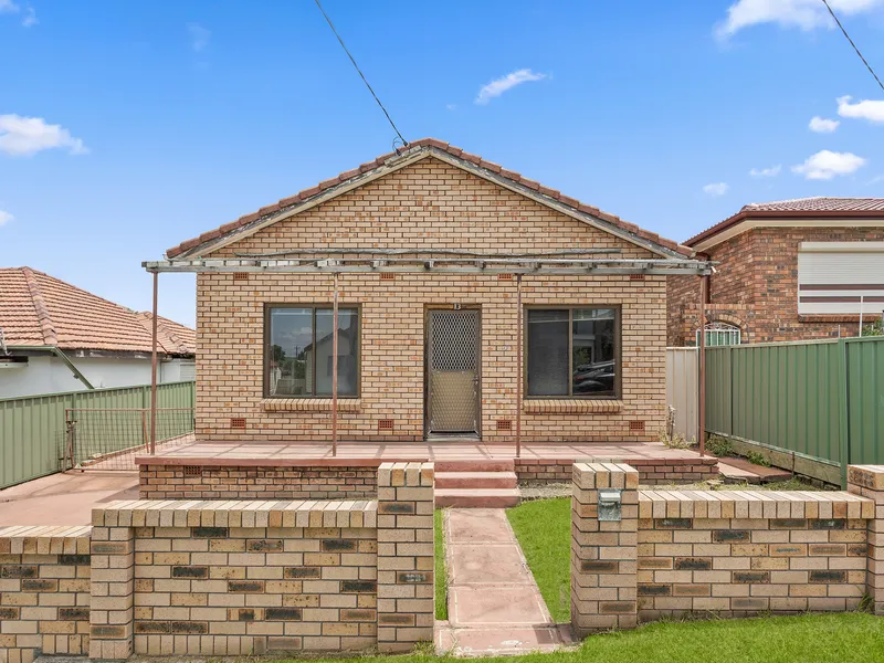 3-Bedroom Brick Home Near Port Kembla Beach