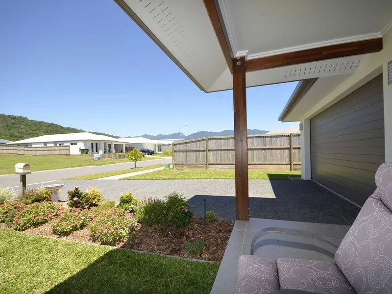 Almost New - Cooya Beach 