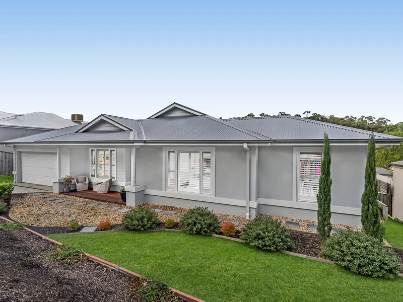 Family living perfectly positioned!