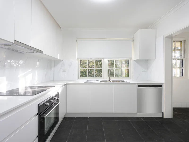 Well positioned newly renovated oversized 2 bedroom apartment