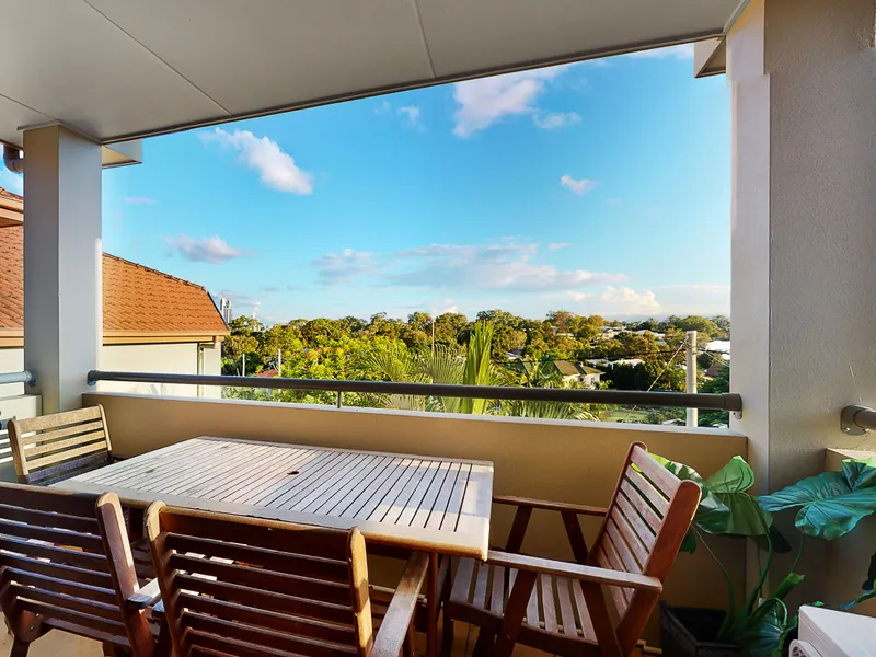 Impeccable Apartment in the Prestigious TSS Precinct