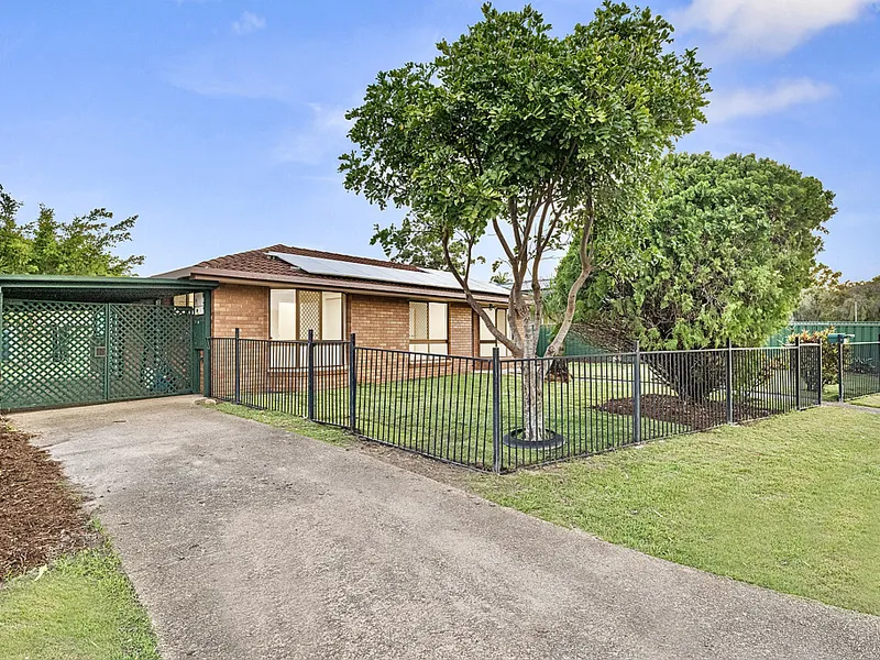 HUGE BLOCK, PEACEFUL CUL-DE-SAC...