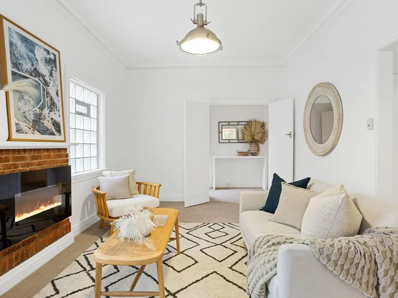 House-Like Design, Ground Floor, Fronting Queenscliff Beach