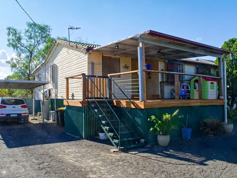 Renovated Country Style Home with Rural Outlook