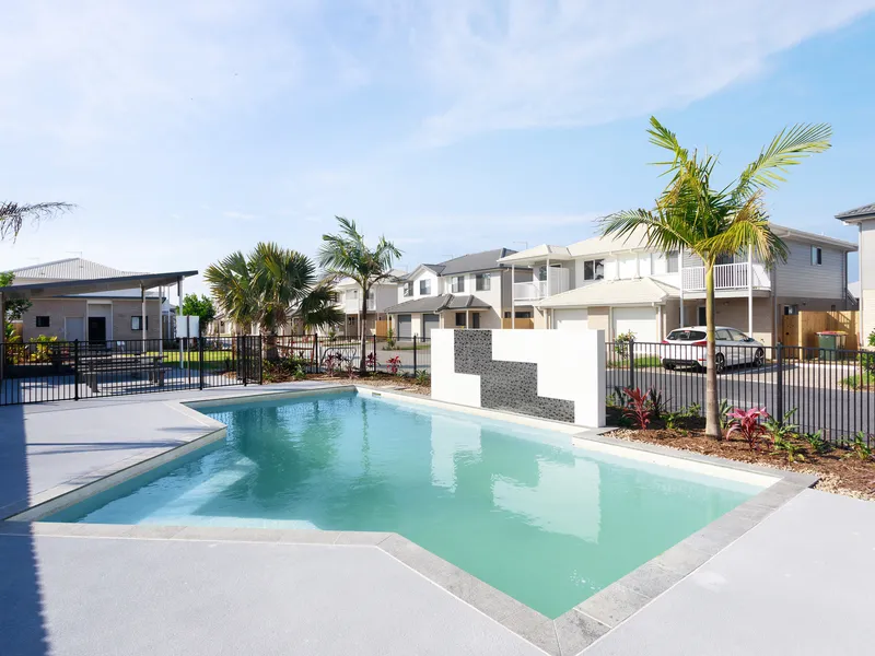 Turnkey Near New Townhouse