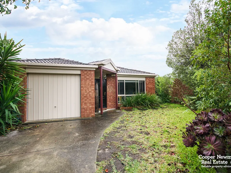 A delightful unit with its own street frontage