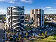 Furnish 3 Bedroom - Meriton Uccello