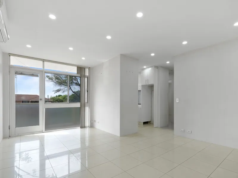 IN THE HEART OF TOP RYDE | ULTRA MODERN TWO BEDROOMS APARTMENT