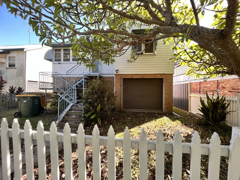 MASSIVE STORAGE & GARAGE SPACE