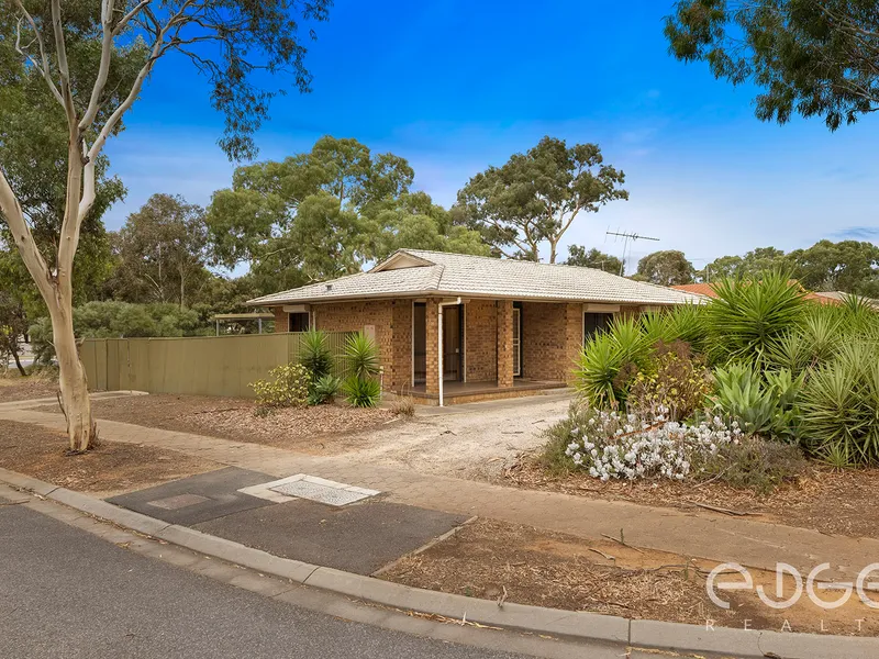 Sensational Starter in a Desirable Location!