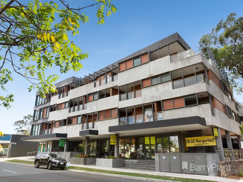 Inspired living in unbeatable location.