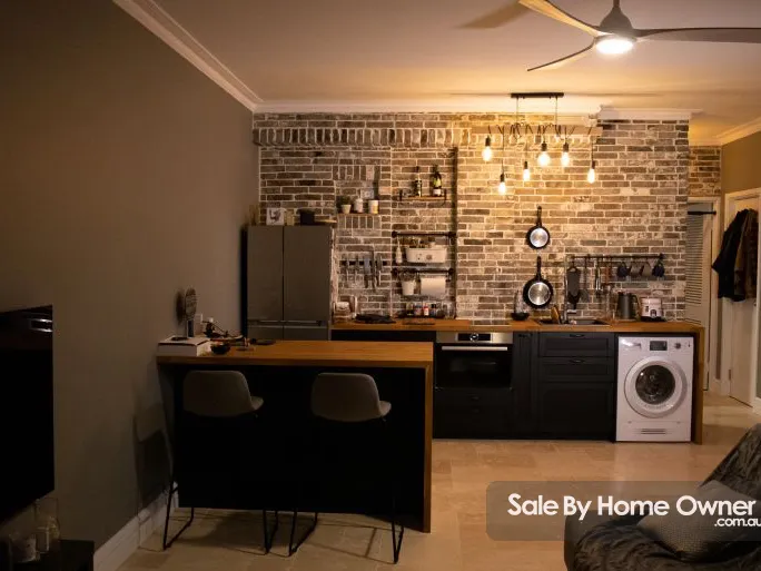 Meticulously renovated apartment in the heart of Perth