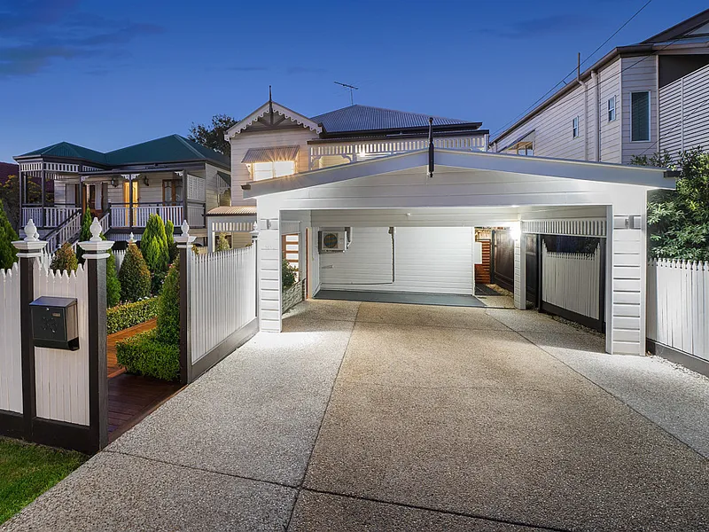 Modern Dual Living Family Home on Ashgrove Border