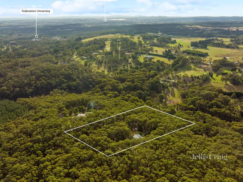 Your peaceful bushland lifestyle awaits!