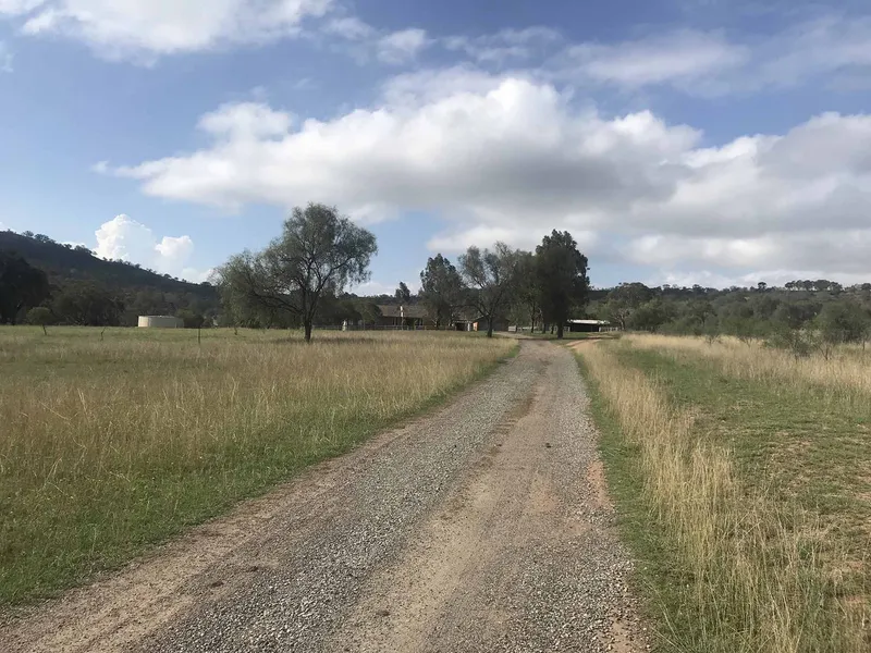Country lifestyle and beautiful views of Hunter Valley
