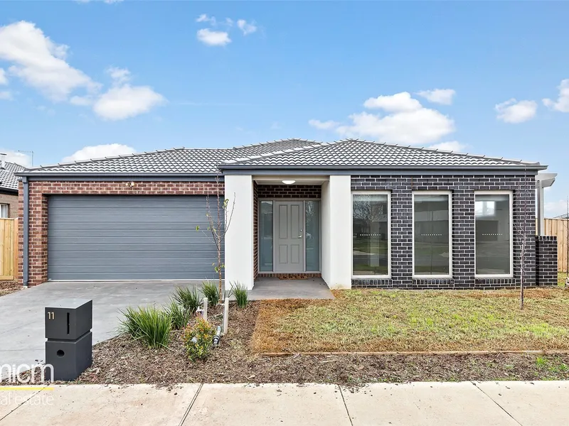 Magnificient Four Bedroom Family Home!