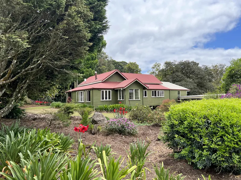 A SLICE OF HISTORIC PARADISE