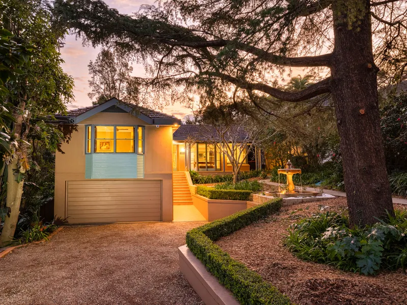 Supremely convenient blue ribbon location