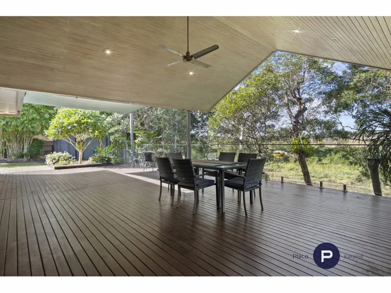 EXCEPTIONAL BRISBANE RIVERFRONT LIVING IN SOUGHT-AFTER KARANA DOWNS LOCALE