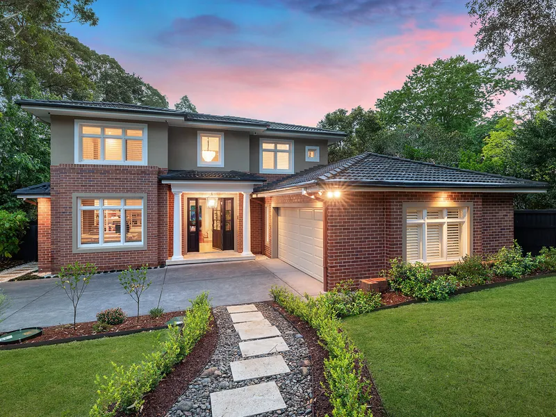 Meadowbank Home, Walk to schools, shops and transport