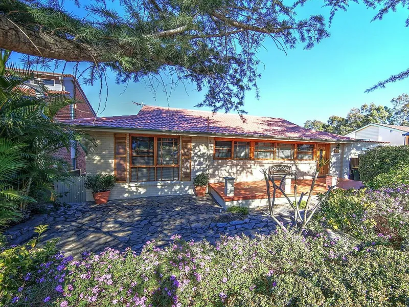 GEM OF A HOME WITH GRANNY FLAT APPEAL - GENUINE FAMILY SOLUTION