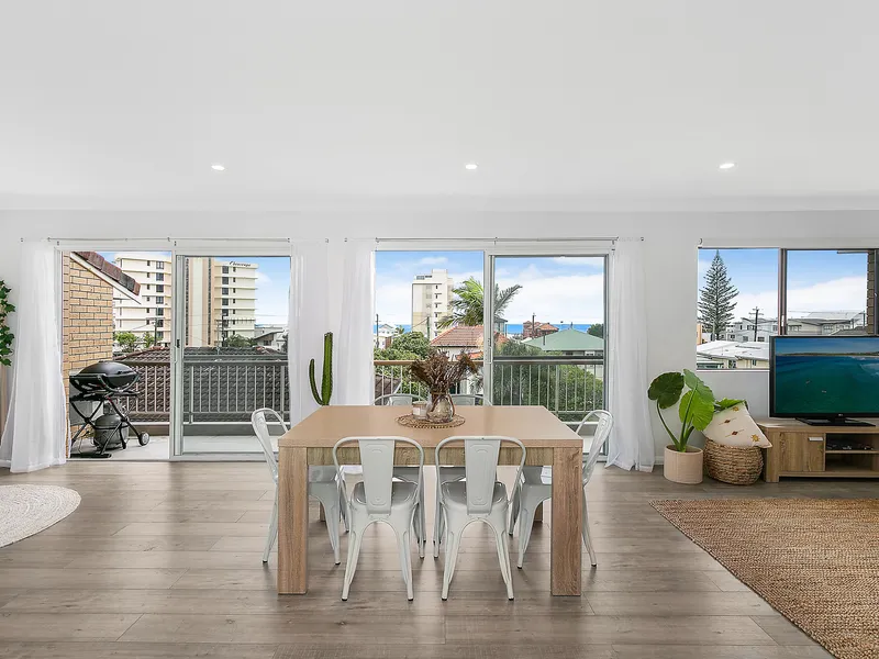 Contemporary beachside living with sensational views