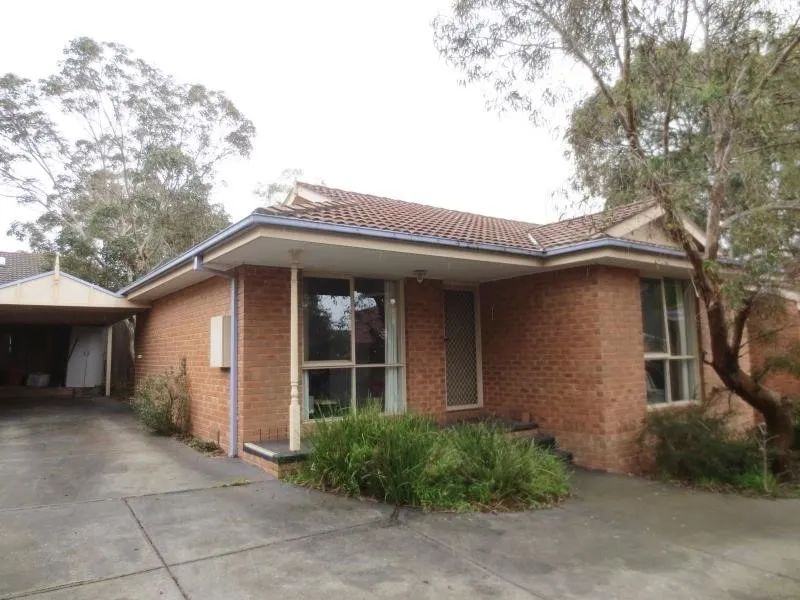 MODERN SPACIOUS FAMILY HOME