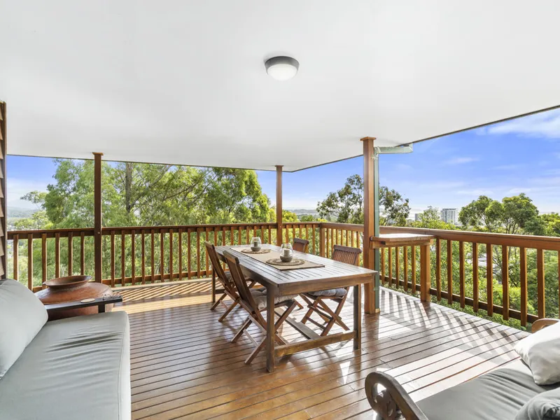 Coastal Dream - Lush Gardens & Panoramic Views
