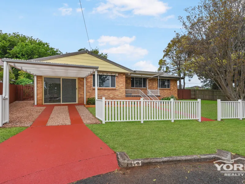 Fully Renovated Brick at End of Street