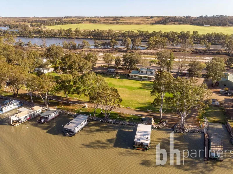 River Murray Paradise - Marina - Approx 6.8 Ha (16.8 acres) 