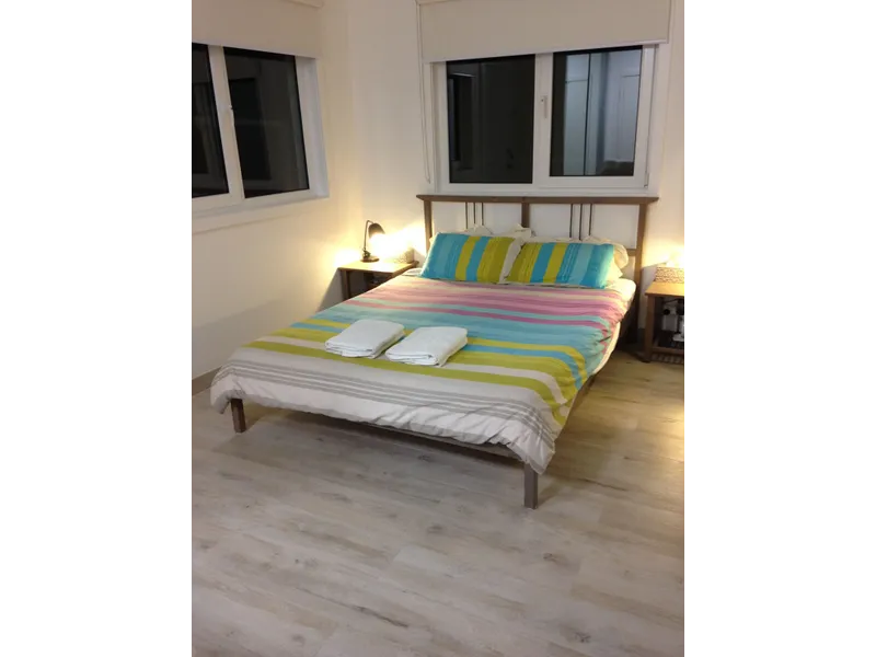 Near new, fully furnished studio in Kingsgrove