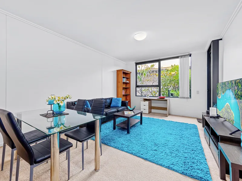 Modern & Convenient Living ** Available 31/10/23 **