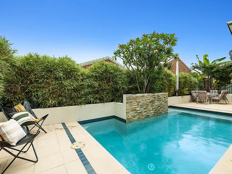 LIFESTYLE AND LOCATION - WHAT A COMBINATION!