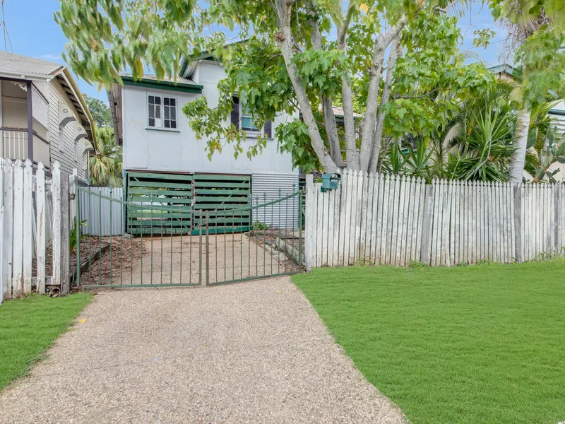 Ready for Renos in Great Location