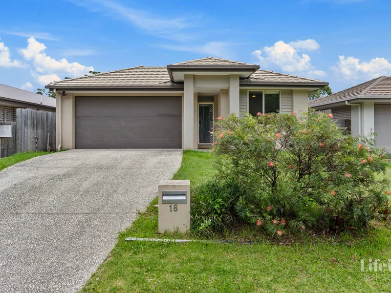 Single level family home located in quiet road