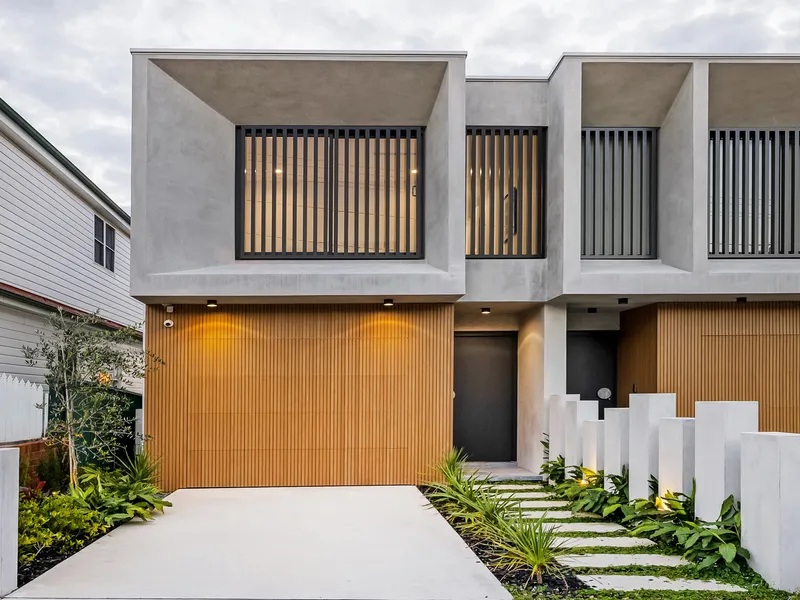 Exquisitely finished contemporary retreat in a serene setting