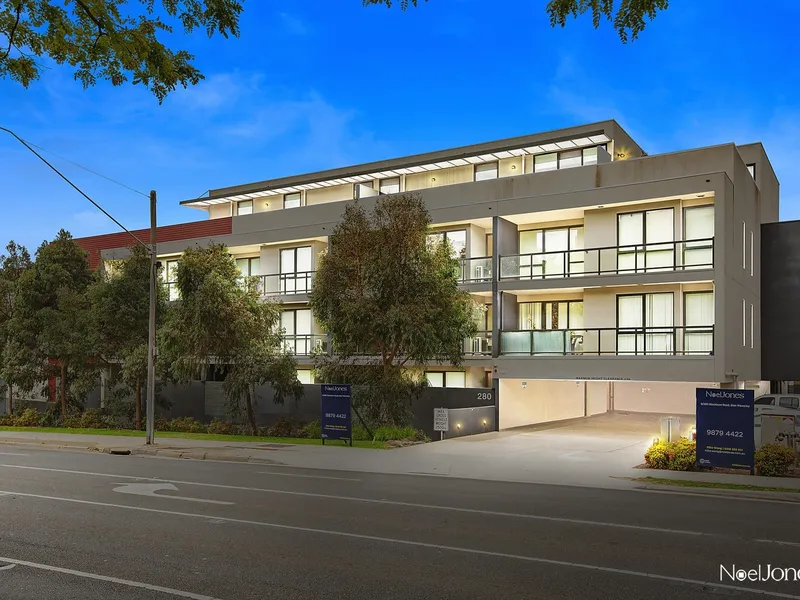 GREAT LOCATION AND GREAT APARTMENT